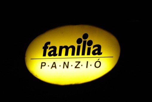   - Família Panzió Pannonhalma