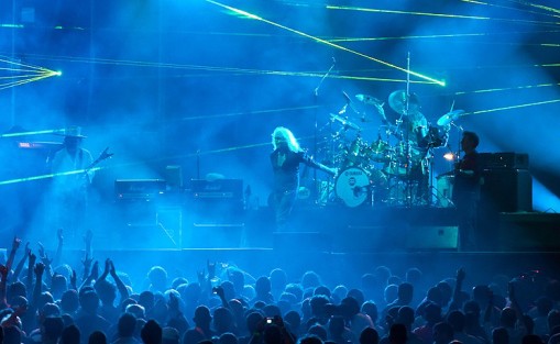   - Omega koncert