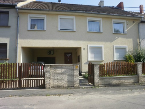   - Viktória Apartman Győr